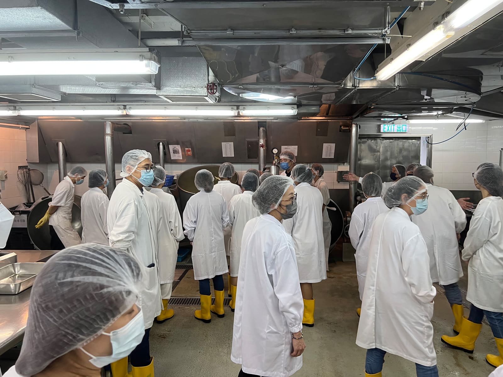 東華三院馬錦燦紀念小學