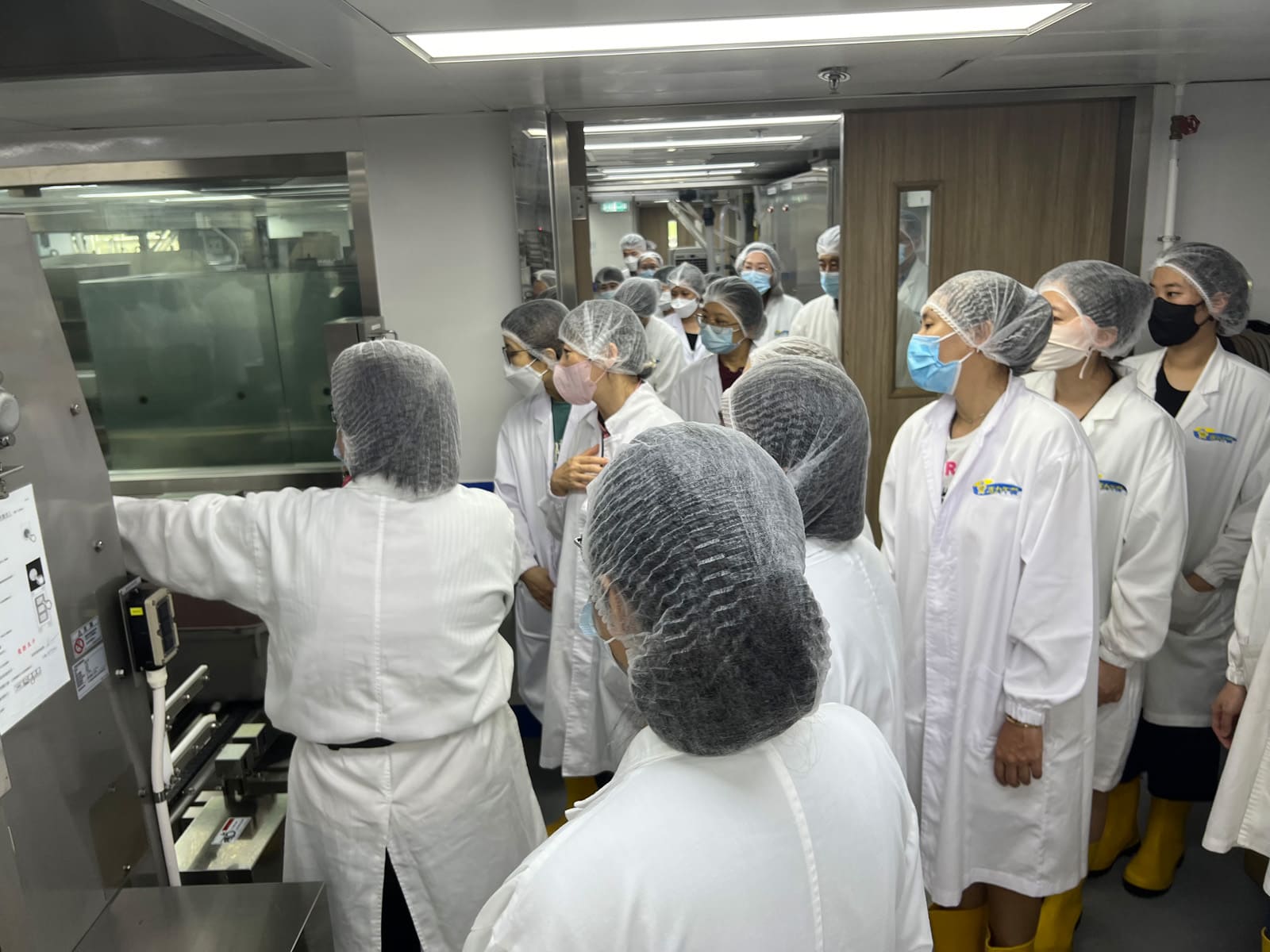 東華三院馬錦燦紀念小學